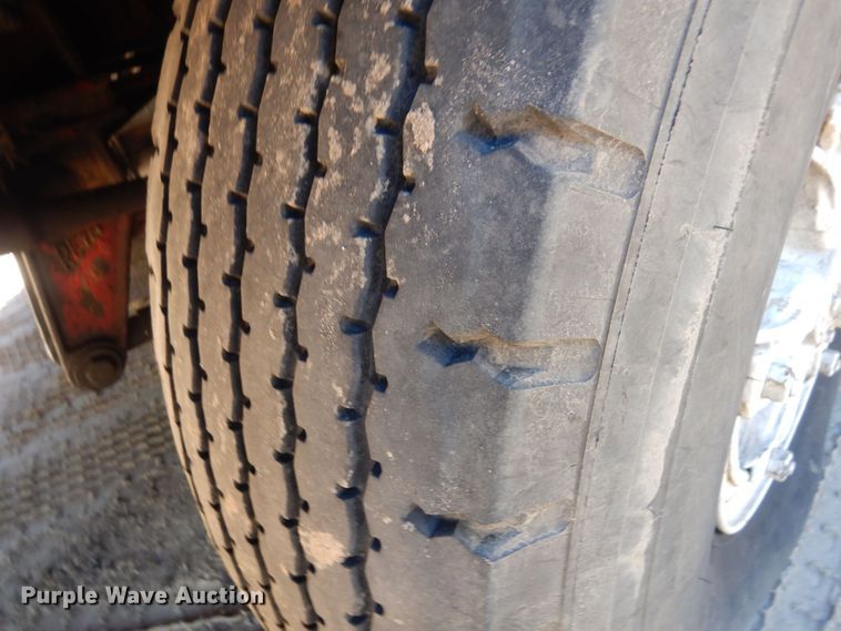 image for item DR0543 1981 Grove 8465G  crane