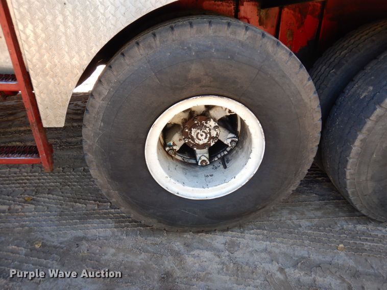 image for item DR0543 1981 Grove 8465G  crane