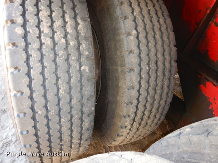 image for item DR0543 1981 Grove 8465G  crane