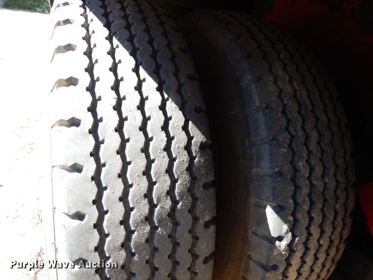 image for item DR0543 1981 Grove 8465G  crane