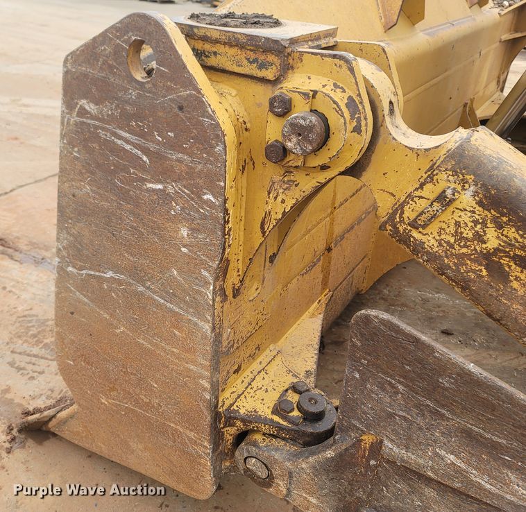 image for item DR3370 2012 Caterpillar D8T  dozer