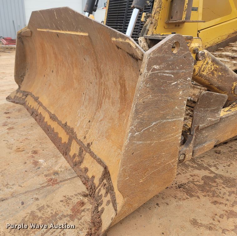 image for item DR3370 2012 Caterpillar D8T  dozer
