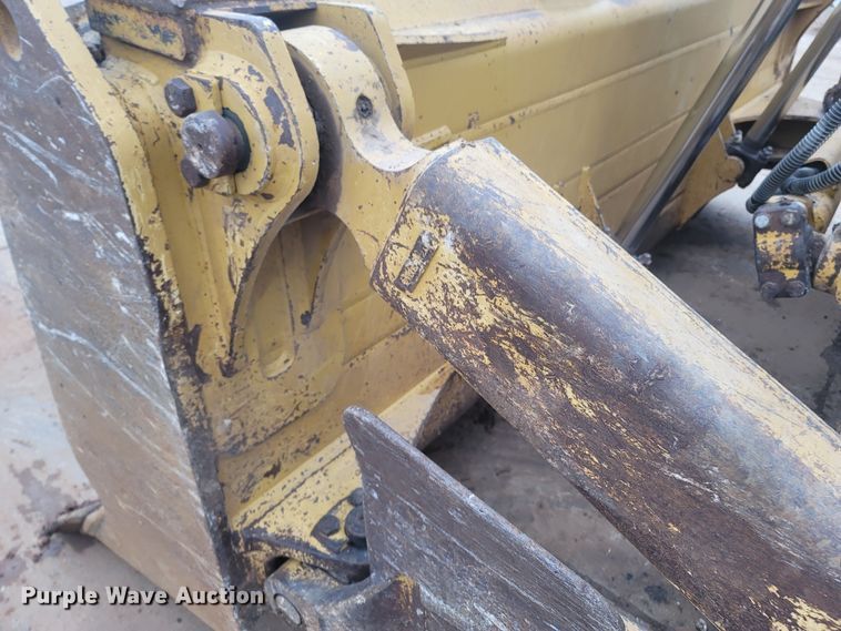 image for item DR3370 2012 Caterpillar D8T  dozer