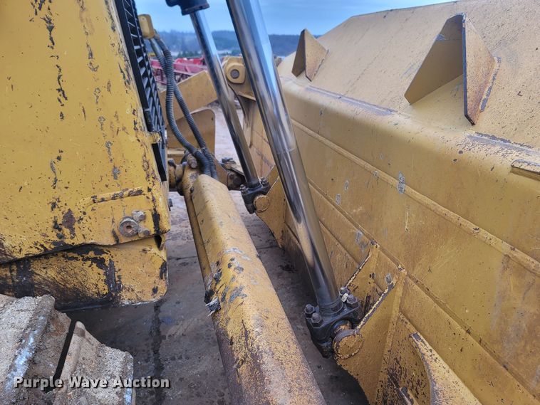 image for item DR3370 2012 Caterpillar D8T  dozer