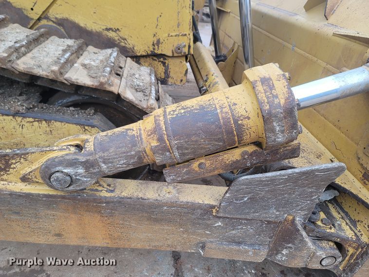 image for item DR3370 2012 Caterpillar D8T  dozer