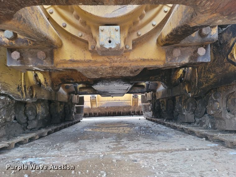 image for item DR3370 2012 Caterpillar D8T  dozer