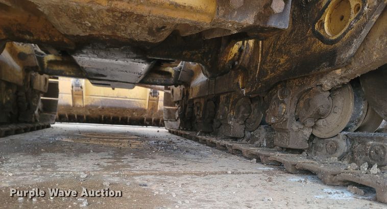 image for item DR3370 2012 Caterpillar D8T  dozer