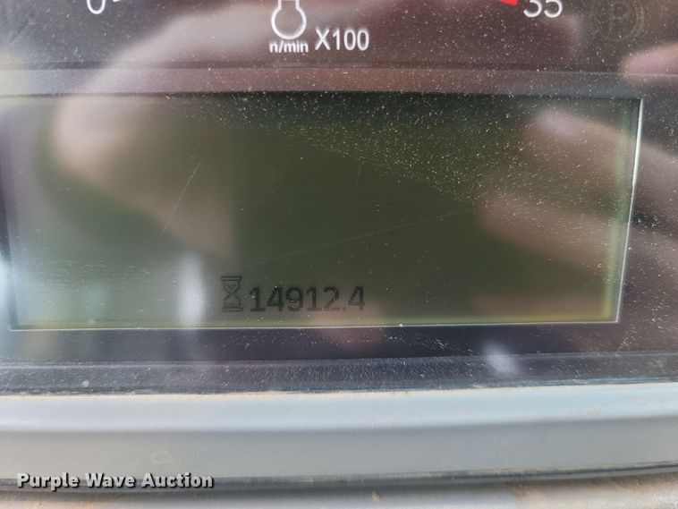 image for item DR3370 2012 Caterpillar D8T  dozer