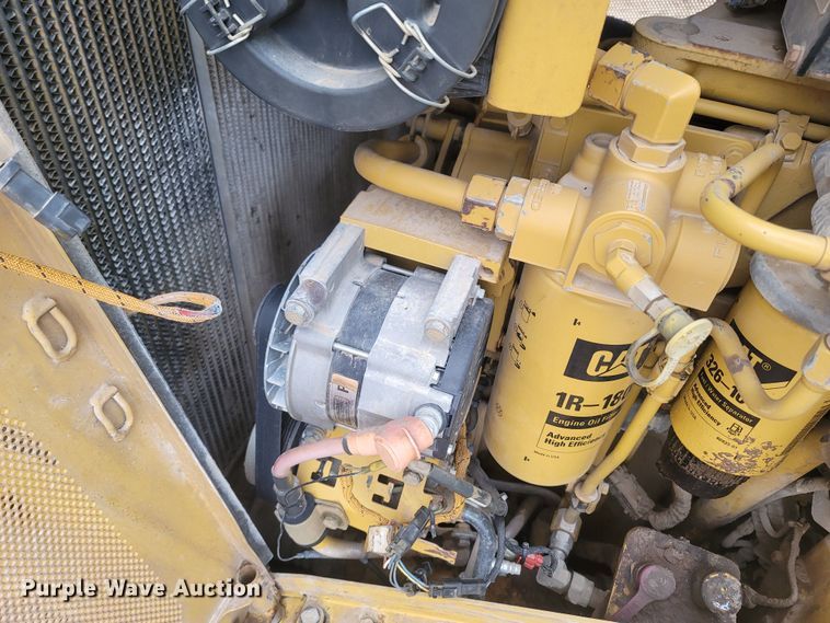 image for item DR3370 2012 Caterpillar D8T  dozer