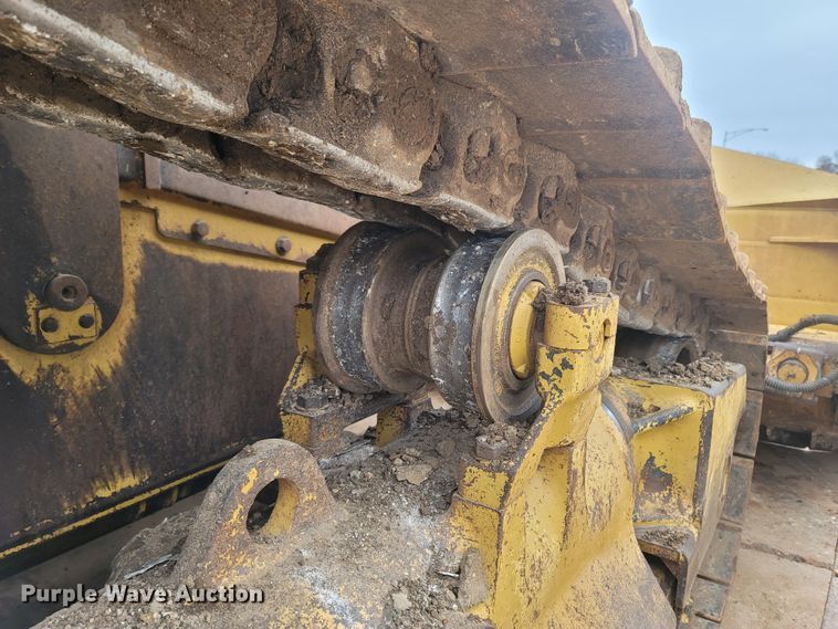 image for item DR3370 2012 Caterpillar D8T  dozer