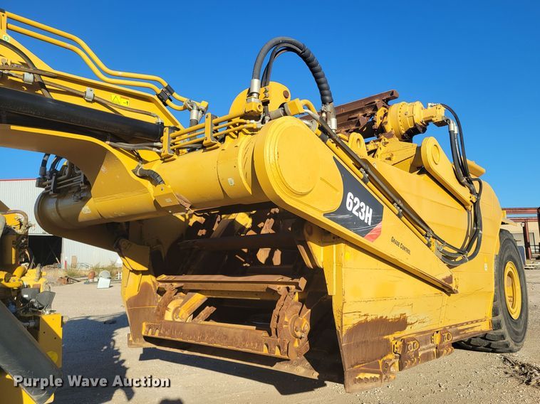 image for item DR5505 2013 Caterpillar 623H elevating scraper