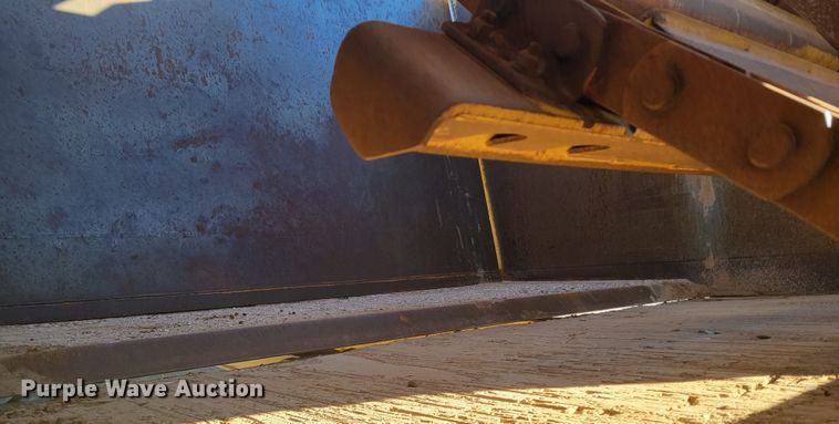 image for item DR5505 2013 Caterpillar 623H elevating scraper