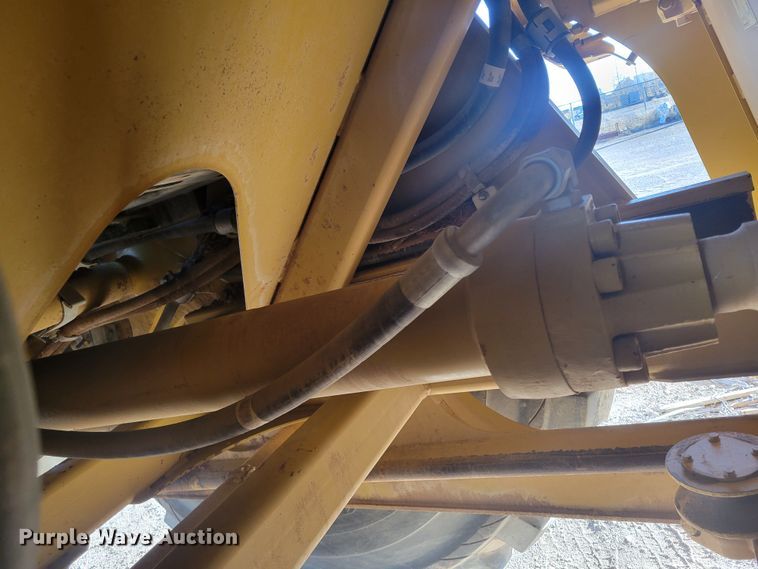 image for item DR5505 2013 Caterpillar 623H elevating scraper