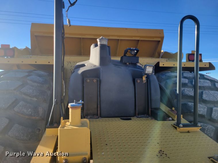 image for item DR5505 2013 Caterpillar 623H elevating scraper