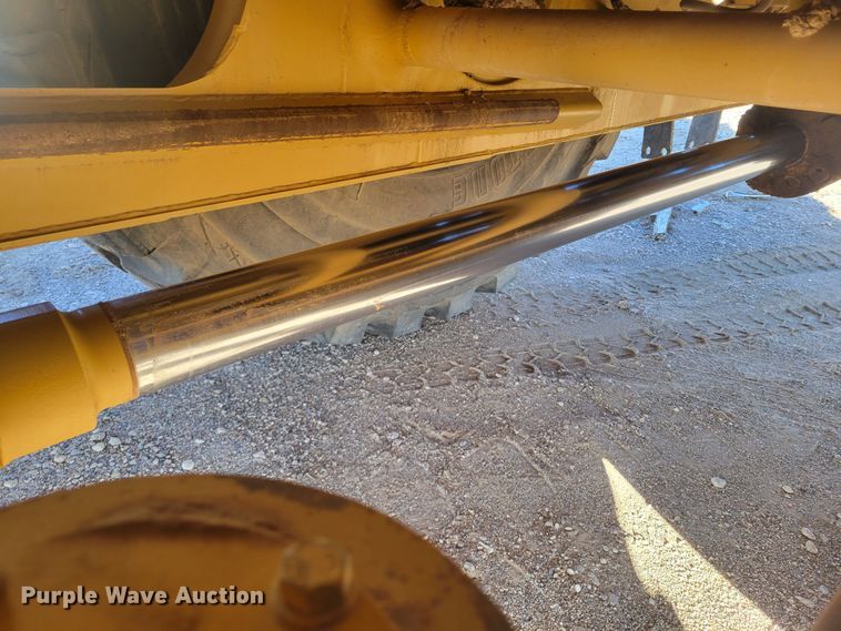 image for item DR5505 2013 Caterpillar 623H elevating scraper