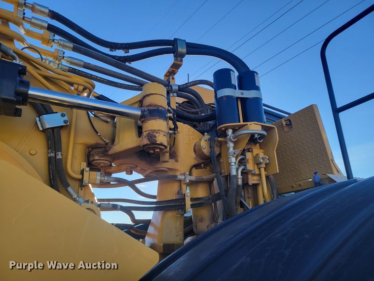 image for item DR5505 2013 Caterpillar 623H elevating scraper