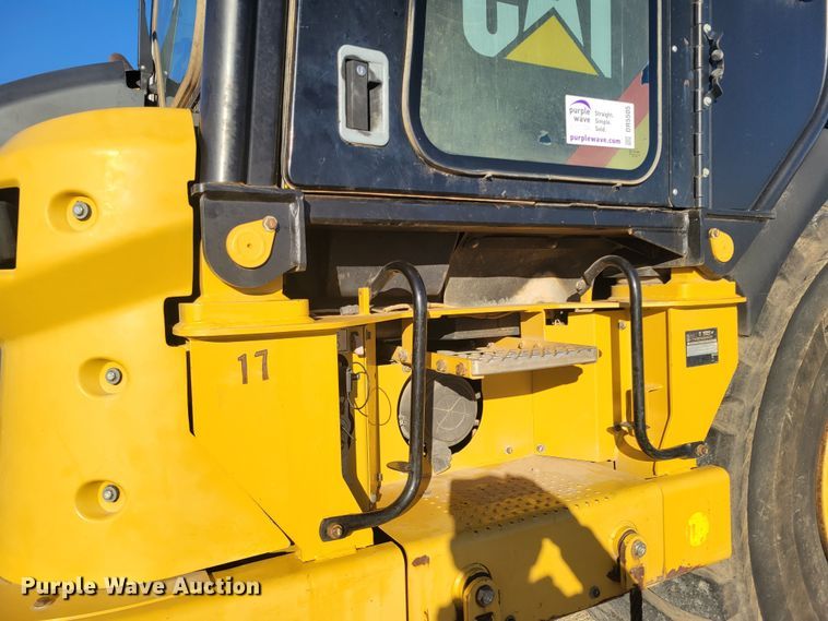 image for item DR5505 2013 Caterpillar 623H elevating scraper