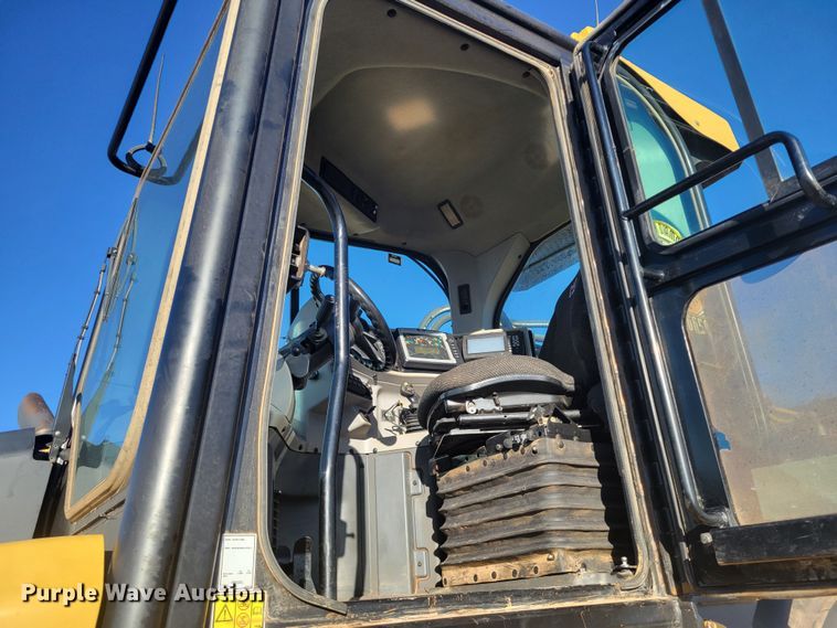 image for item DR5505 2013 Caterpillar 623H elevating scraper