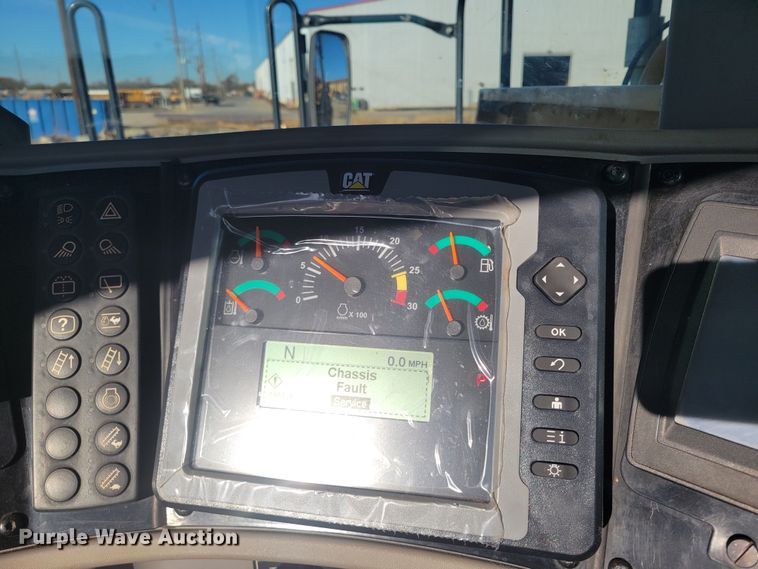 image for item DR5505 2013 Caterpillar 623H elevating scraper