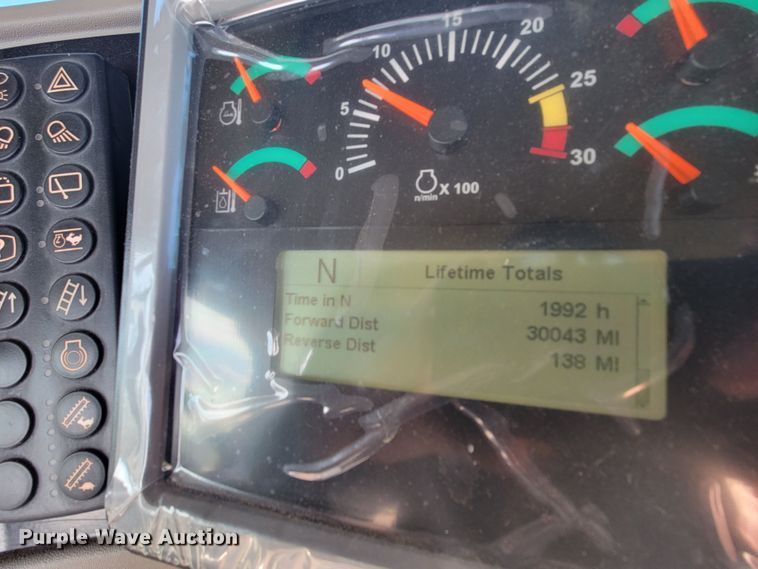 image for item DR5505 2013 Caterpillar 623H elevating scraper