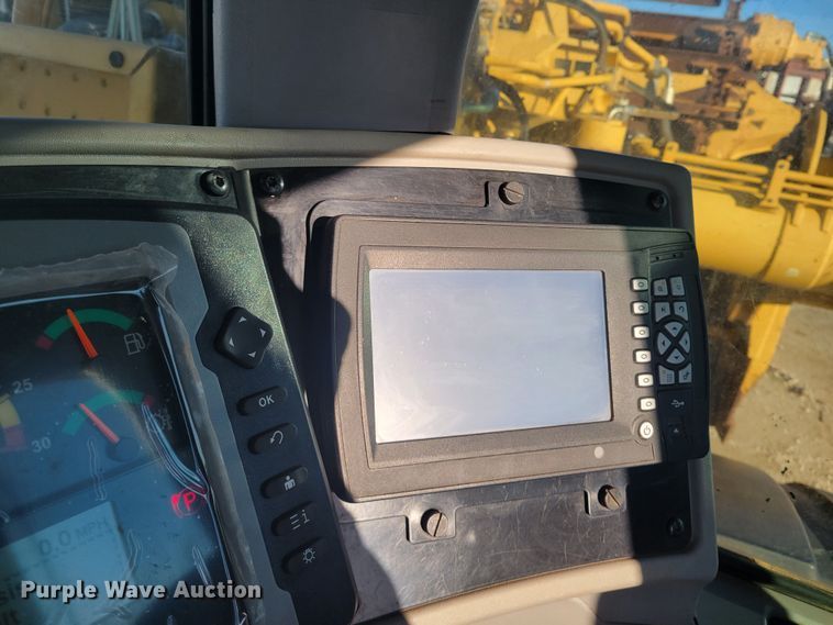 image for item DR5505 2013 Caterpillar 623H elevating scraper