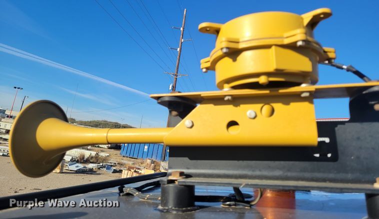 image for item DR5505 2013 Caterpillar 623H elevating scraper