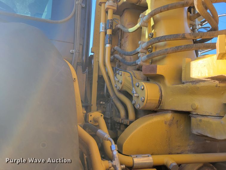 image for item DR5505 2013 Caterpillar 623H elevating scraper