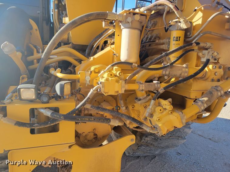 image for item DR5505 2013 Caterpillar 623H elevating scraper