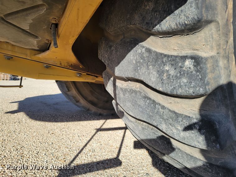 image for item DR5505 2013 Caterpillar 623H elevating scraper