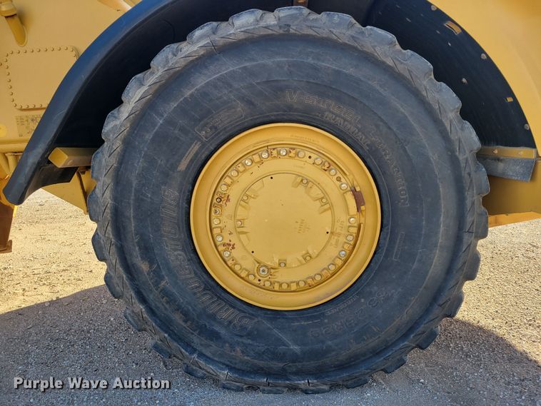 image for item DR5505 2013 Caterpillar 623H elevating scraper