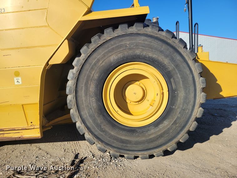 image for item DR5505 2013 Caterpillar 623H elevating scraper