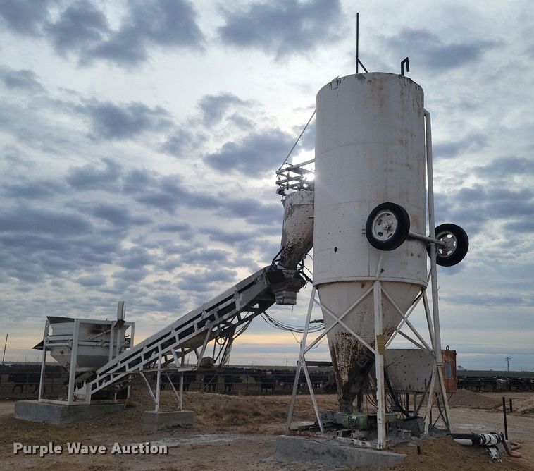 image for item DR5506 Caprock Mixer & Equipment  concrete batch plant