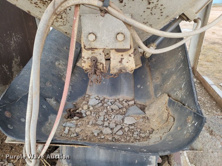 image for item DR5506 Caprock Mixer & Equipment  concrete batch plant