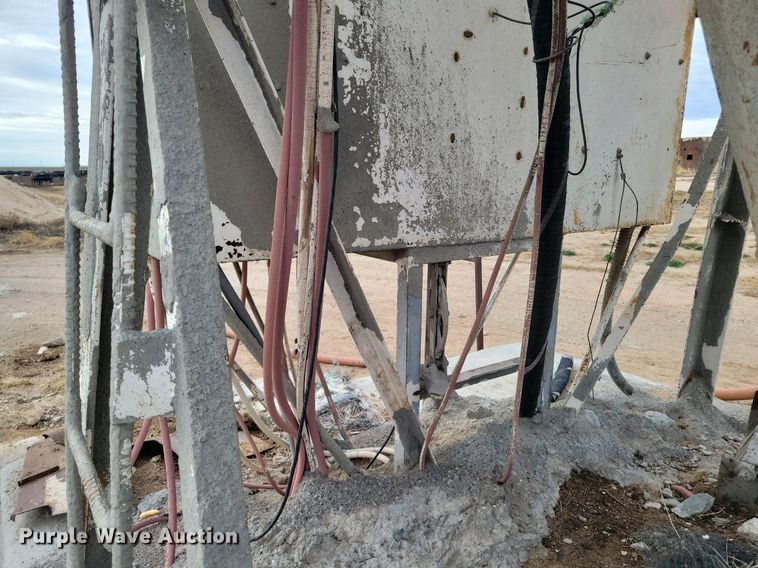 image for item DR5506 Caprock Mixer & Equipment  concrete batch plant