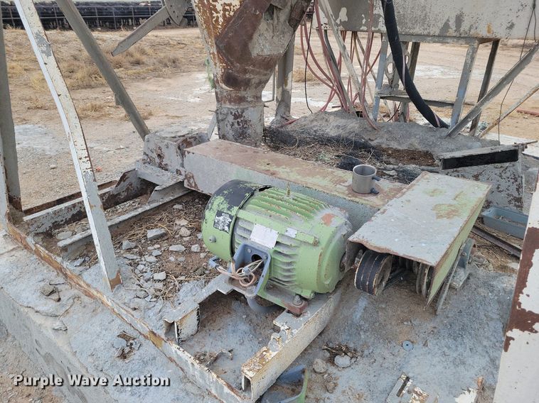 image for item DR5506 Caprock Mixer & Equipment  concrete batch plant