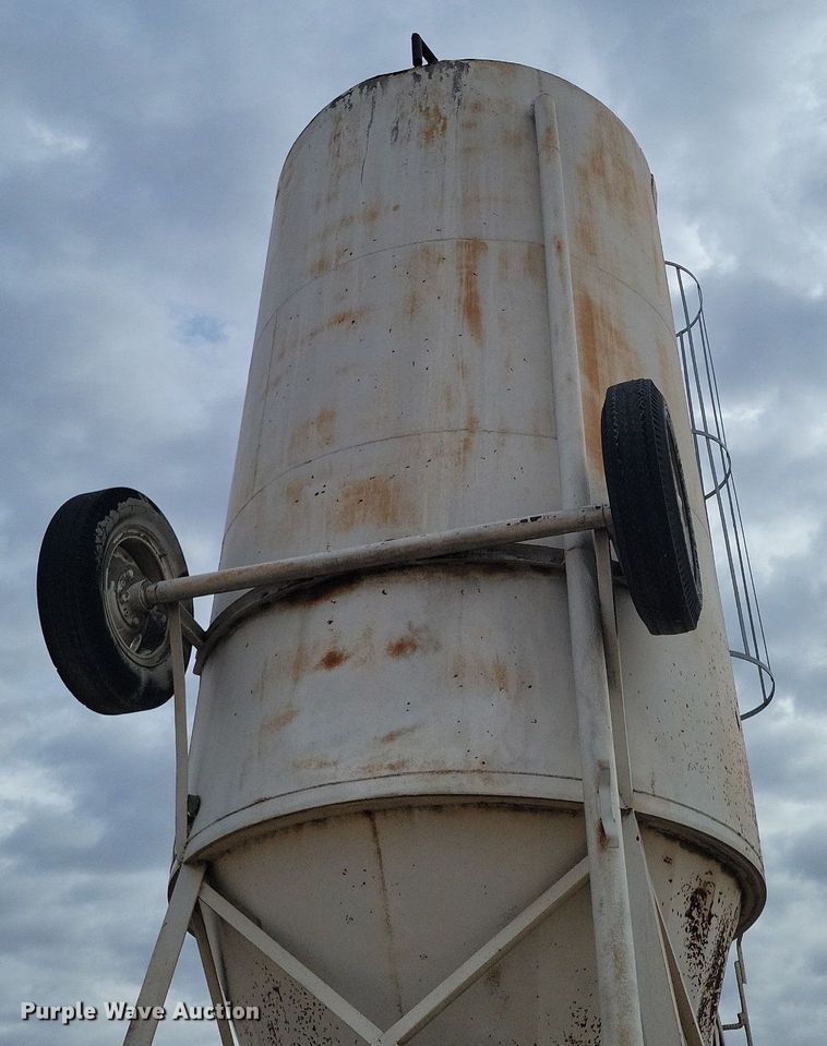 image for item DR5506 Caprock Mixer & Equipment  concrete batch plant