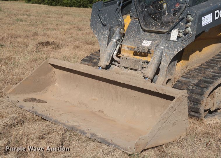 image for item DR6754 2021 John Deere 331G  tracked skid steer loader