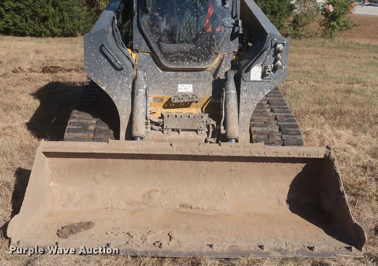 image for item DR6754 2021 John Deere 331G  tracked skid steer loader