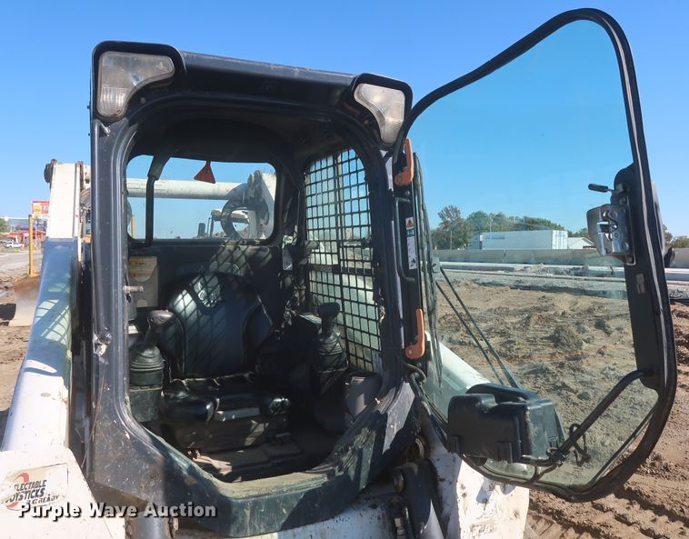 image for item DR6755 2018 Bobcat T870  tracked skid steer loader