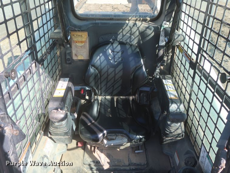 image for item DR6755 2018 Bobcat T870  tracked skid steer loader