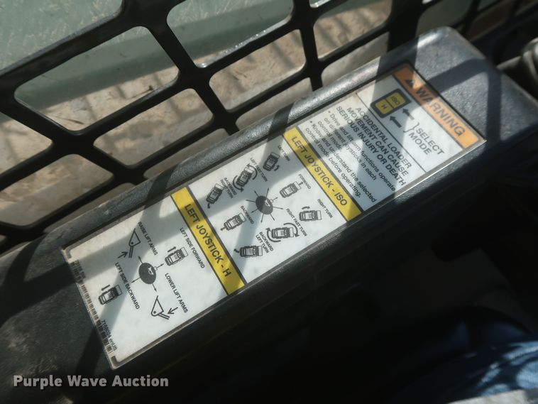 image for item DR6755 2018 Bobcat T870  tracked skid steer loader