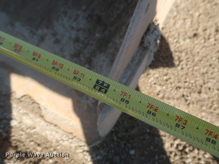 image for item DR6755 2018 Bobcat T870  tracked skid steer loader