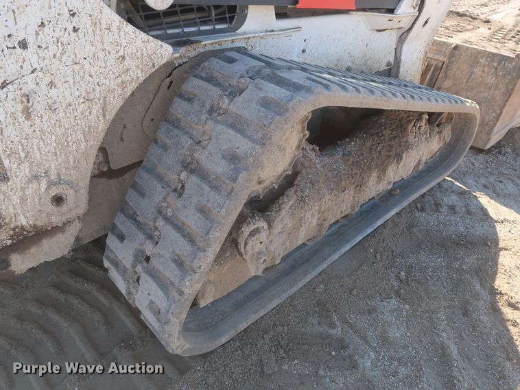 image for item DR6755 2018 Bobcat T870  tracked skid steer loader