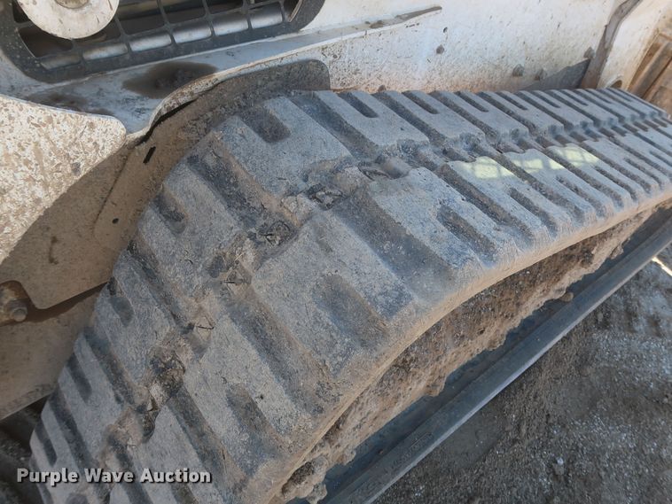 image for item DR6755 2018 Bobcat T870  tracked skid steer loader