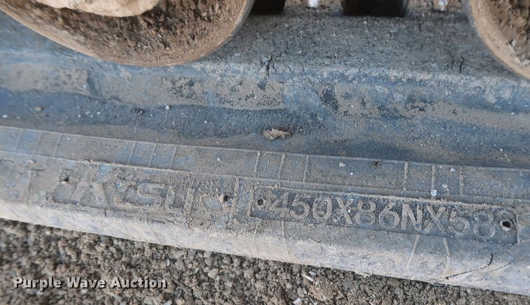 image for item DR6755 2018 Bobcat T870  tracked skid steer loader