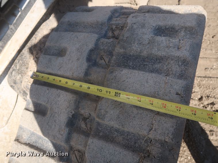 image for item DR6755 2018 Bobcat T870  tracked skid steer loader