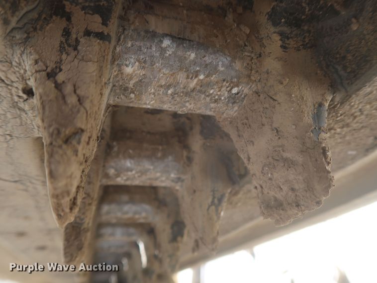 image for item DR6755 2018 Bobcat T870  tracked skid steer loader