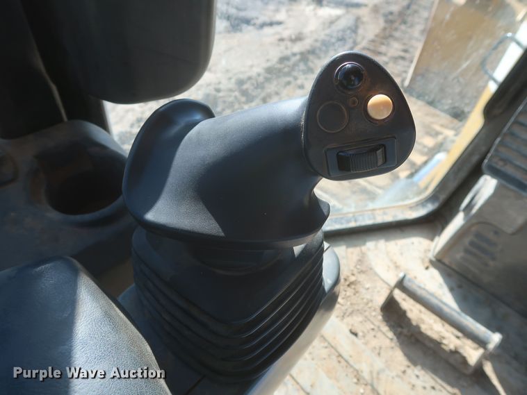 image for item DR6756 2014 Caterpillar D6K2 XL dozer