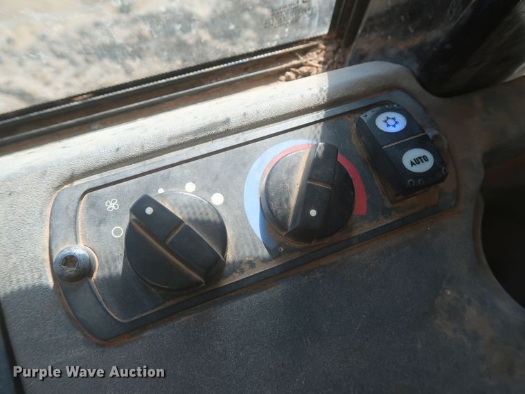 image for item DR6756 2014 Caterpillar D6K2 XL dozer