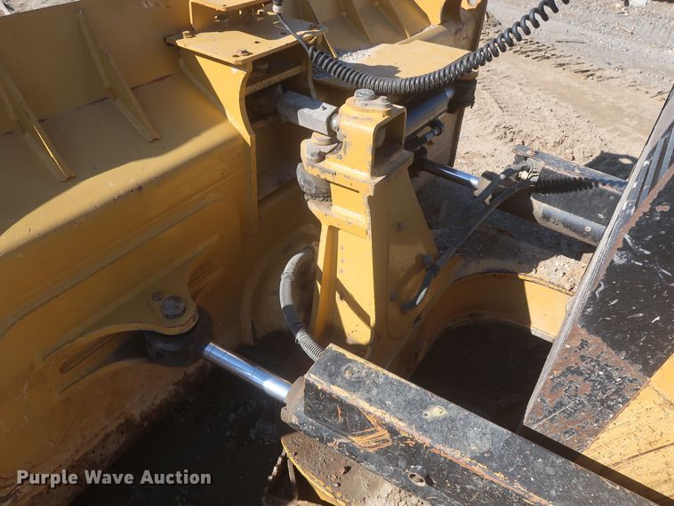 image for item DR6756 2014 Caterpillar D6K2 XL dozer
